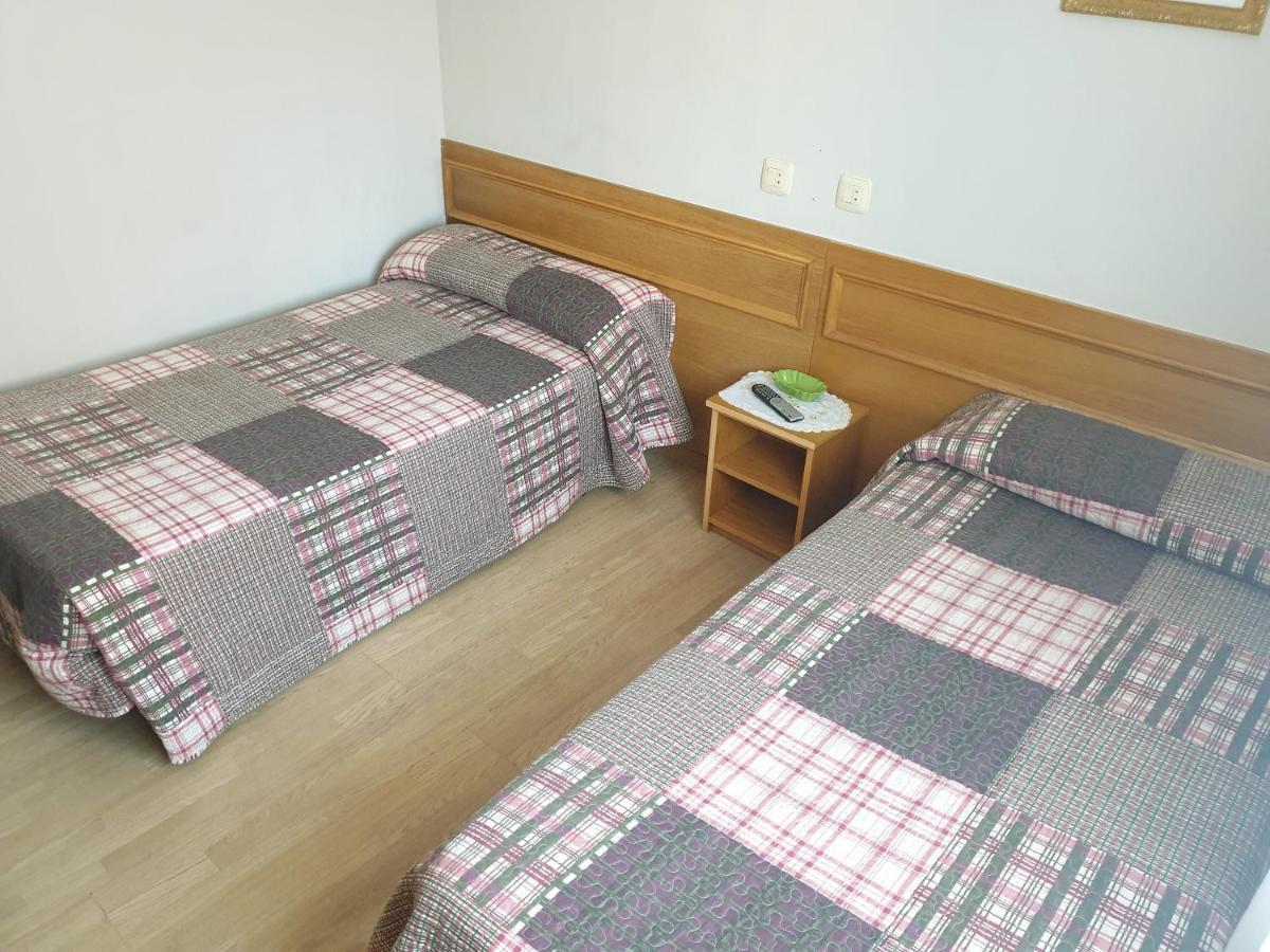 Hostal Puente Azud Авила Экстерьер фото