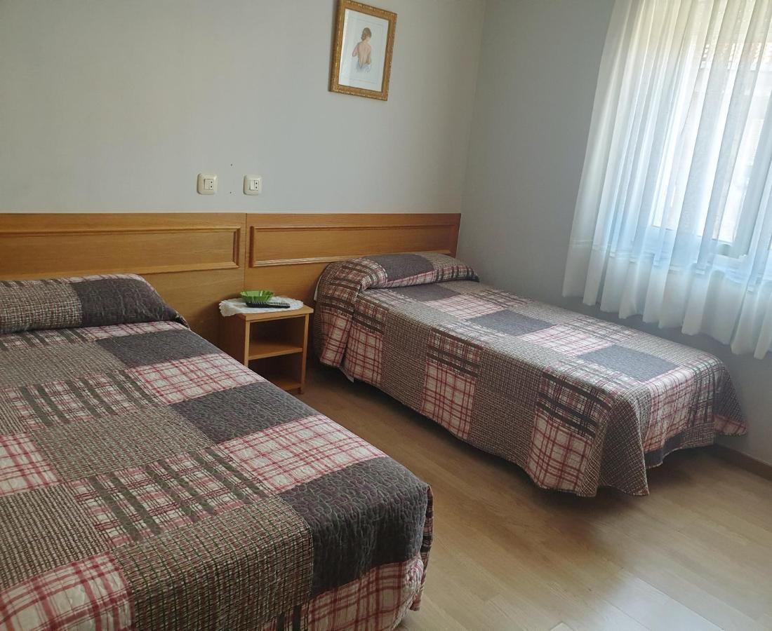 Hostal Puente Azud Авила Экстерьер фото