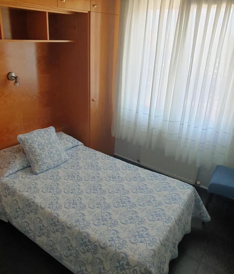 Hostal Puente Azud Авила Экстерьер фото
